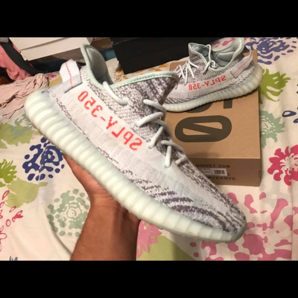 Yeezy boost 350 V2